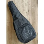 Serafs rugdraagtas akoestische gitaar, gigbag, gewatteerd