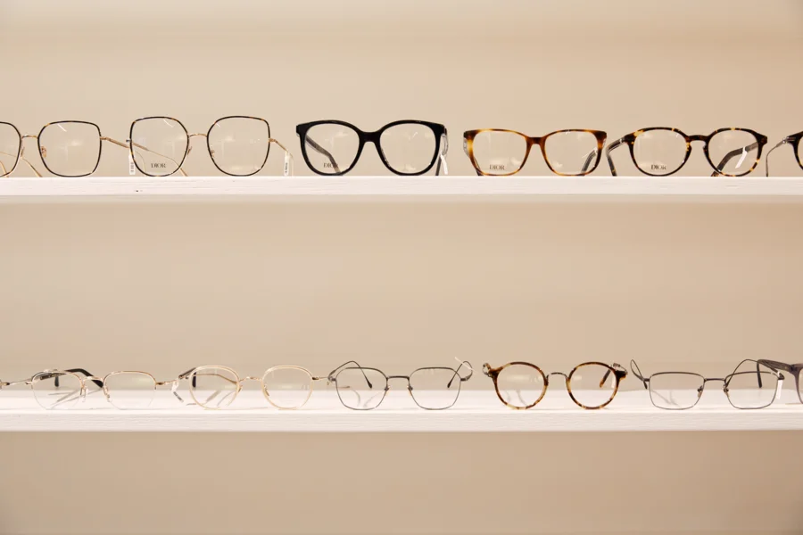 Header Optiek Ineke Outlet in Hove