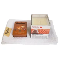 Happy Soaps Hand-en Voeten crème, MASSU Massagekaars en WALRA Gastendoekje
