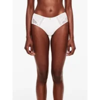 Chantelle shorty True Lace C11M40 kleur Milk