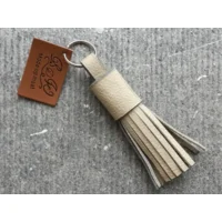 Floche sleutelhanger handgemaakt - 100% Leder Beige / Grijs L - 12cm