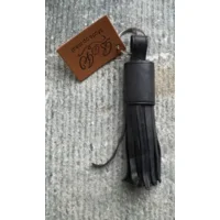Floche sleutelhanger handgemaakt - 100% Leder Marineblauw L - 12cm