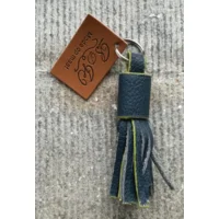 Floche sleutelhanger handgemaakt - 100% Leder Marineblauw / Geel M - 9cm