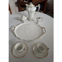 Königlich privilegierte Porzellanfabrik Tettau	Mokkaservies Daphne Goud 18 delig	Tettau Antiquariat		Handarbeid