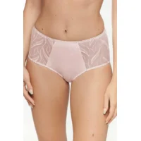 Louisa Bracq shorty: Julia ( SEC.218 )