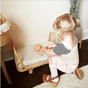 Poppenbed - Rotan - Inclusief matrasje***