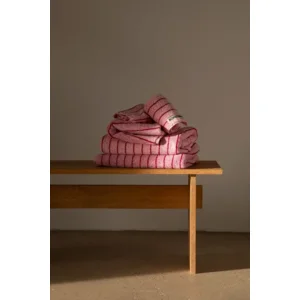 Bongusta Handdoek Roze & Rode Streep 50x 80 cm Naram