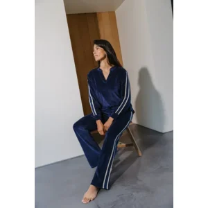 Aliece et Maman Kate homewear in blauw