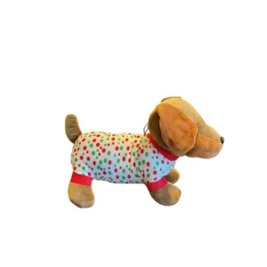 Teckelknuffel bruin met gestipte pyjama