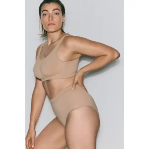 Prima Donna Nudda corrigerende tailleslip in huidskleur