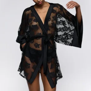 Sarda Mayela kimono in zwart