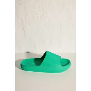 Ysabel Mora Slip On teenslippers in groen