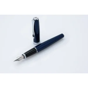 Diplomat vulpen Excellence A2 Skyline blue/chrome Medium penpunt