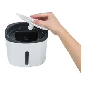 Trixie Drinkfontein Flower Kunststof Wit/Grijs 2 ltr