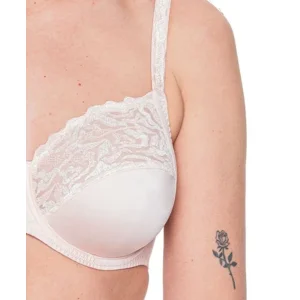 Louisa Bracq – Electric Waves – BH Beugel – 494-01 – Nude Rose