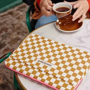 Laptophoes 13&14" - Schaakbord Caramel | Rose in April