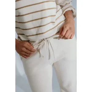 Alice et Maman Kirsten homewear in beige en kaki