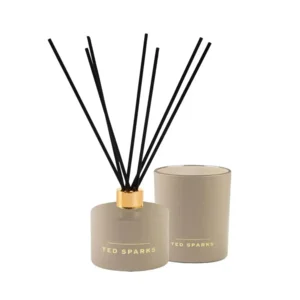 Ted Sparks Tonka & Pepper Kaars & Diffuser Gift Set