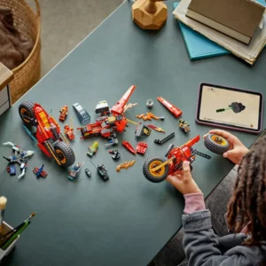 LEGO Ninjago - Ninja Strijdvoertuig 3-in-1 Speelset - 71844