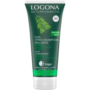 Logona  Verzorgende shampoo met biologisch brandnetelextract - 500 ml + Logona  Voedende conditioner met biologische brandnetel - 200 ml