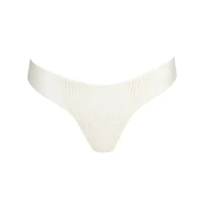 Sarda Radia string in ivoor