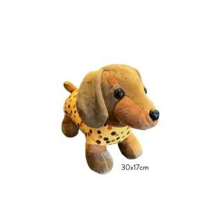 Teckelknuffel bruin met gele pyjama