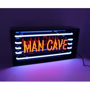 MAN CAVE neon in acryl kader Locomocean