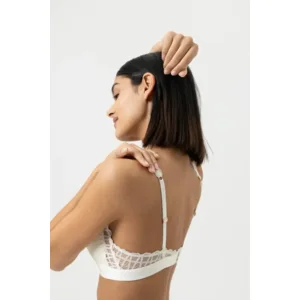 Mey Poetry bralette in ivoor