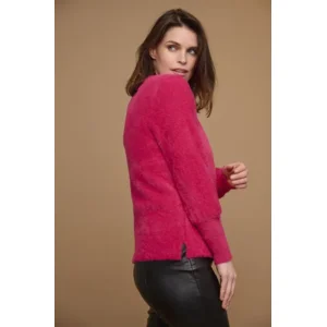 Rino & Pell Dames Trui: Kaiya, Fushia, V hals, ultra Zacht, ( RIN.455)