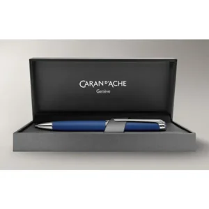 Caran d'Ache Léman Blauw Mat balpen