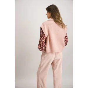 Signe Nature mouwloze cardigan met knopen: zacht roze kleur ( signe.1313 )