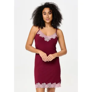 Lingadore Port Desire Nights slipdress in bordeaux