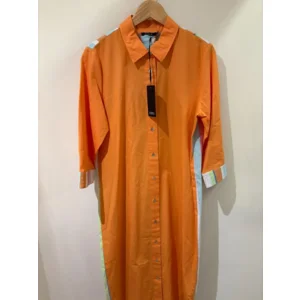 Punto Dames kleed: Joelle, oranje, gestreepte achterkant ( ONE.86 )