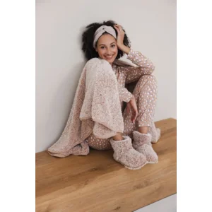 Pastunette Pyjama Dames: Rebelle, Beige, super zacht en warm ( PAS.111 )