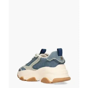 Steve Madden