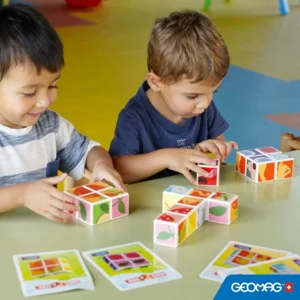 Geomag - Magicube - Magnetische blokken - Dieren vrienden en kaarten - 7dlg.