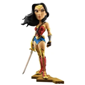 DC Comics Vinyl Figure Gal Gadot as Wonder Woman 20 cm