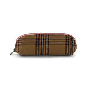 Rose in April Hippe Pennenzak Tartan