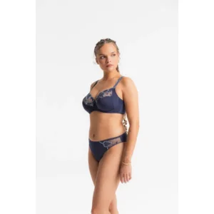 Louisa Bracq – Elise – BH Beugel – 419-01 – Nuit Electrique