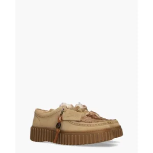 CLARKS Torhill Bee Warm Sand Suede