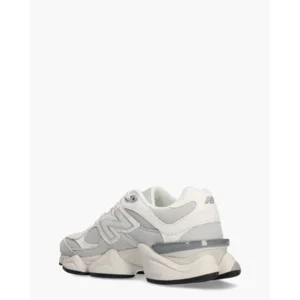 New Balance U90602FM Damessneakers