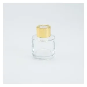 Parfumflesje-cylinder-met-gouden-schroefdop-50-ml